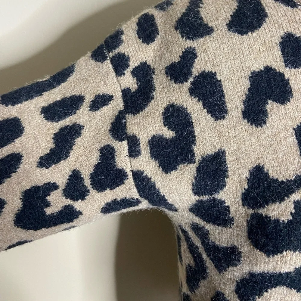 New J. Crew Leopard Print Sweater Wool/Alpaca Blend size X-Small